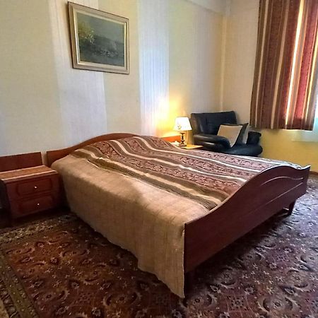 Majakovski Guesthouse Sillamae Ngoại thất bức ảnh